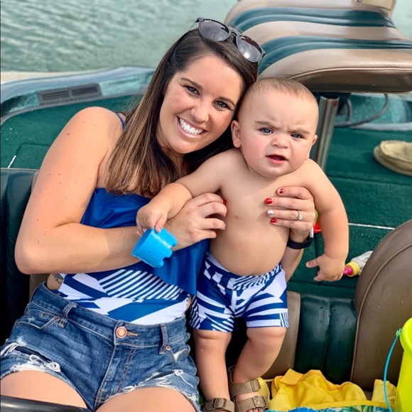 Meet the Posher Other - Meet your Posher, Courtneay